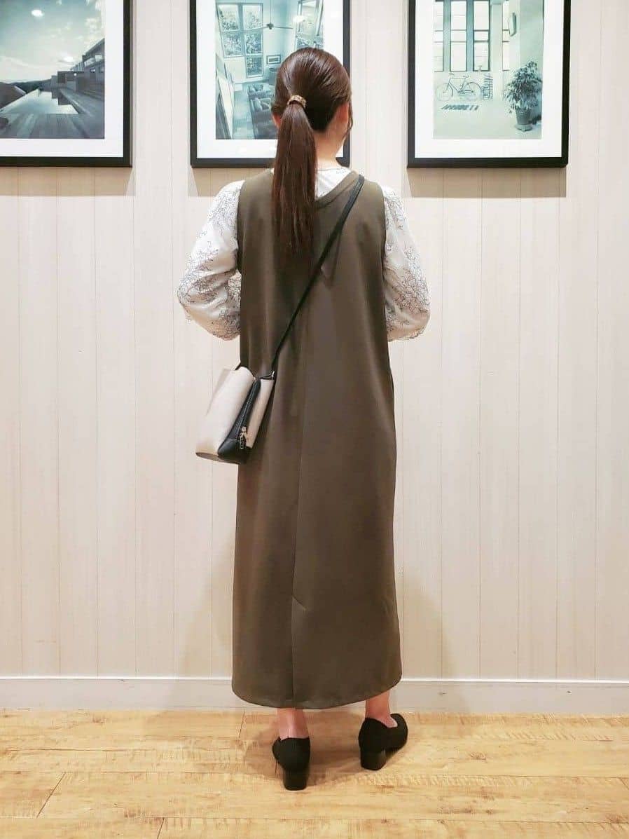 なっちゃんさんの「SHOO･LA･RUE｜」を使ったコーディネート