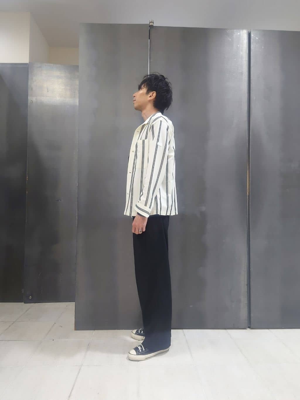 kawamuさんの「TAKEO KIKUCHI｜【抗菌防臭／5サイズ展開】ハイゲージポンチ Tシャツ」を使ったコーディネート