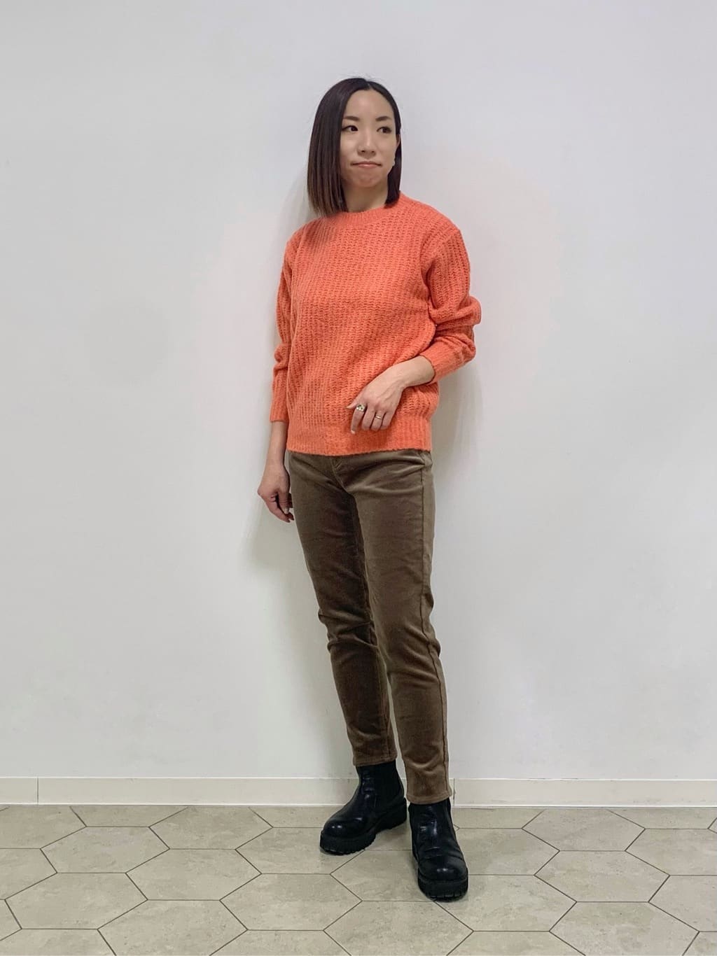 yurinaさんの「INDIVI｜【定番人気！/名品コート/日本製】ウール100%チェスターコート」を使ったコーディネート