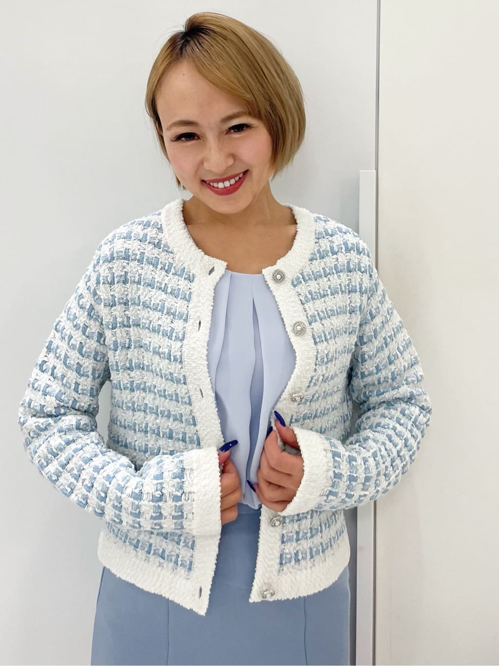 chiiさんの「COUP DE CHANCE｜【洗える／日本製／通勤】タックブラウス」を使ったコーディネート