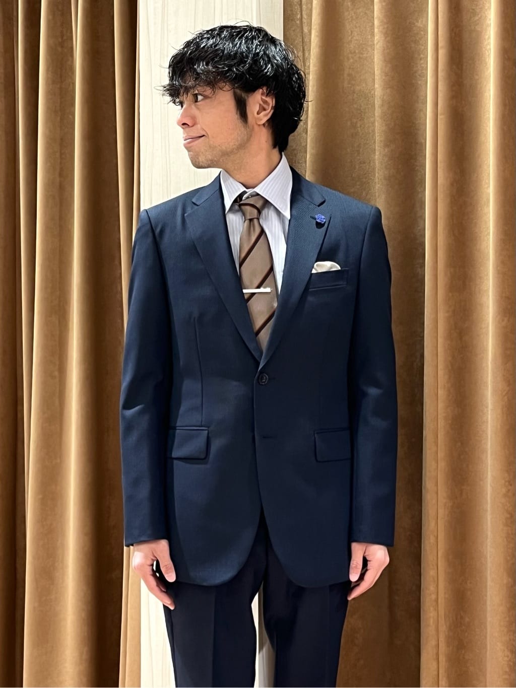 URAさんの「TAKEO KIKUCHI｜【Made in JAPAN】ドビーストライプ ドレス シャツ」を使ったコーディネート