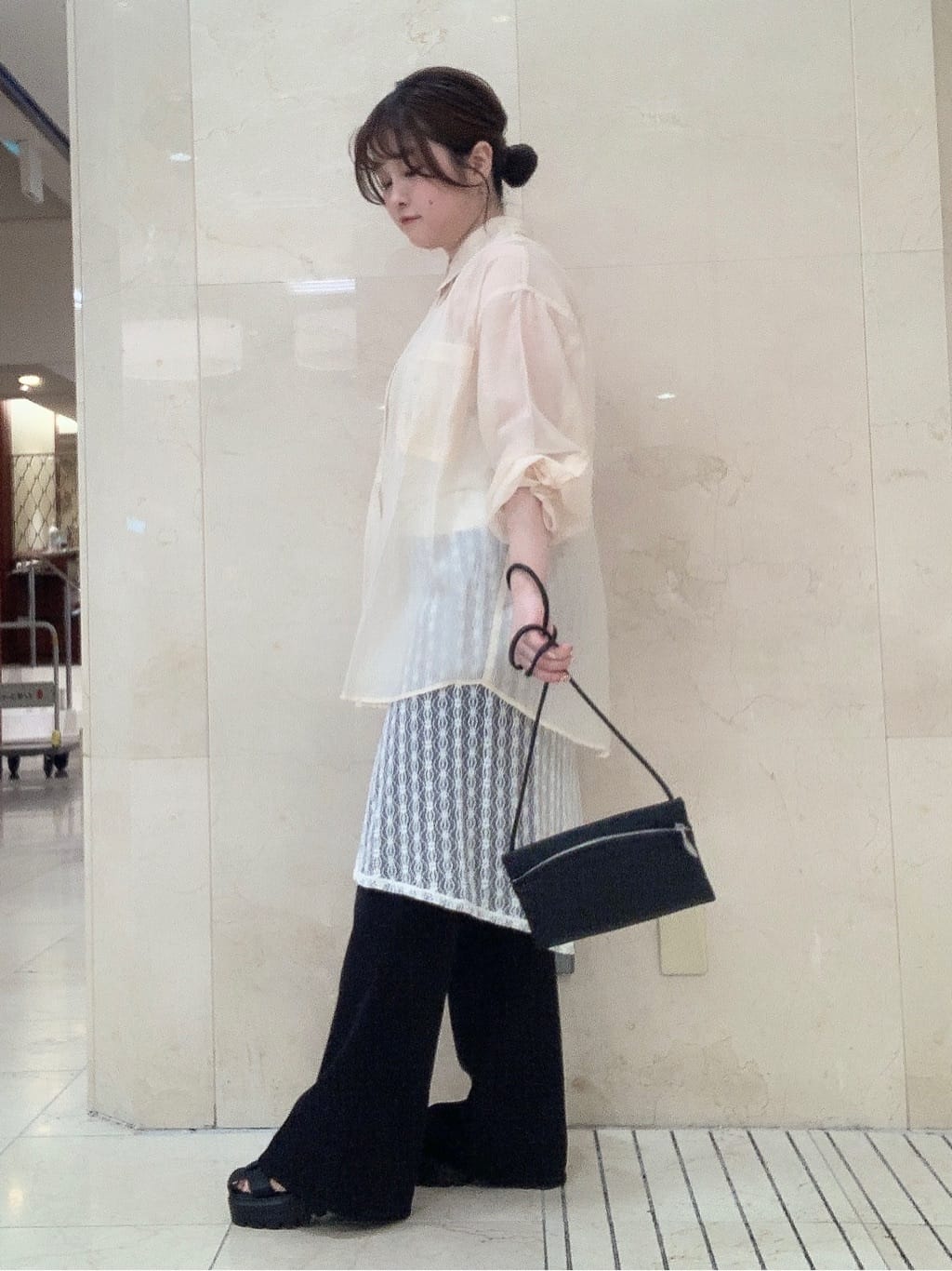 mさんの「HIROKO HAYASHI｜BEFANA（ベファーナ）ショルダーバッグ」を使ったコーディネート