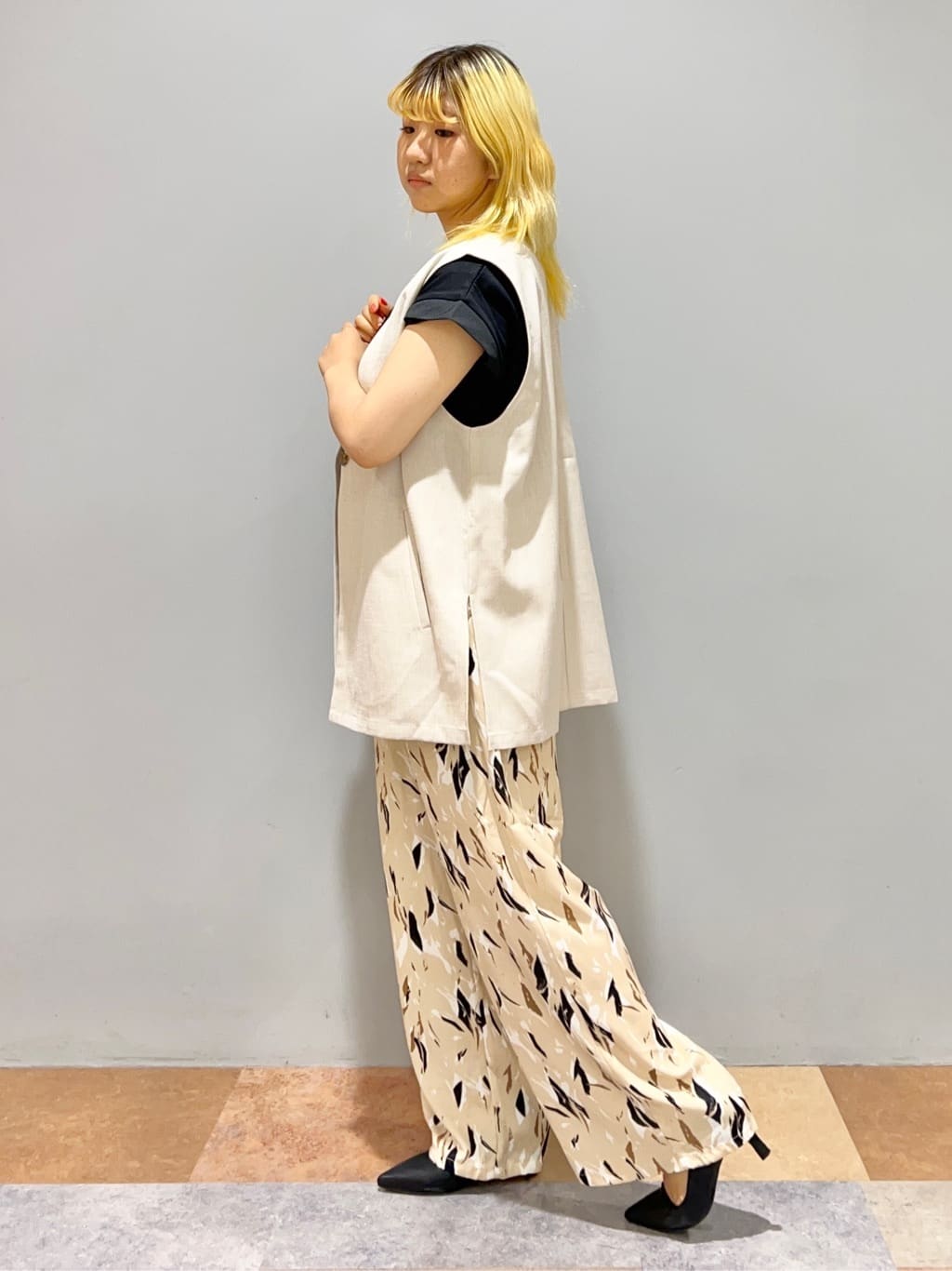 ひらのみさんの「THE SHOP TK｜【セレモニー/靴擦れ防止】オケージョンパンプス」を使ったコーディネート
