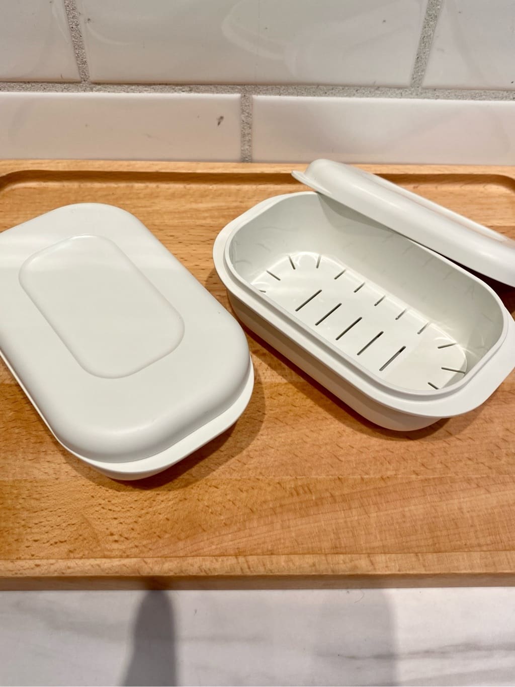 まるまるさんの「212 KITCHEN STORE｜極 冷凍ごはん容器 小 WH ＜marna マーナ＞」を使ったコーディネート