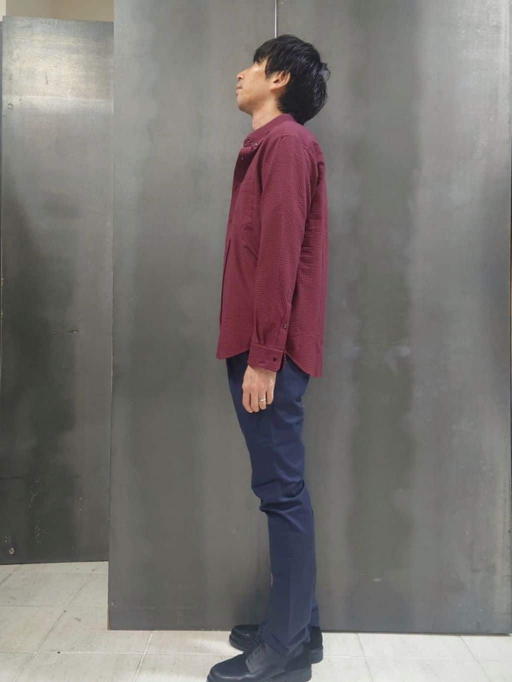kawamuさんの「TAKEO KIKUCHI｜【全7サイズ&times;8色展開！】トップマルチヘリンボン パンツ」を使ったコーディネート