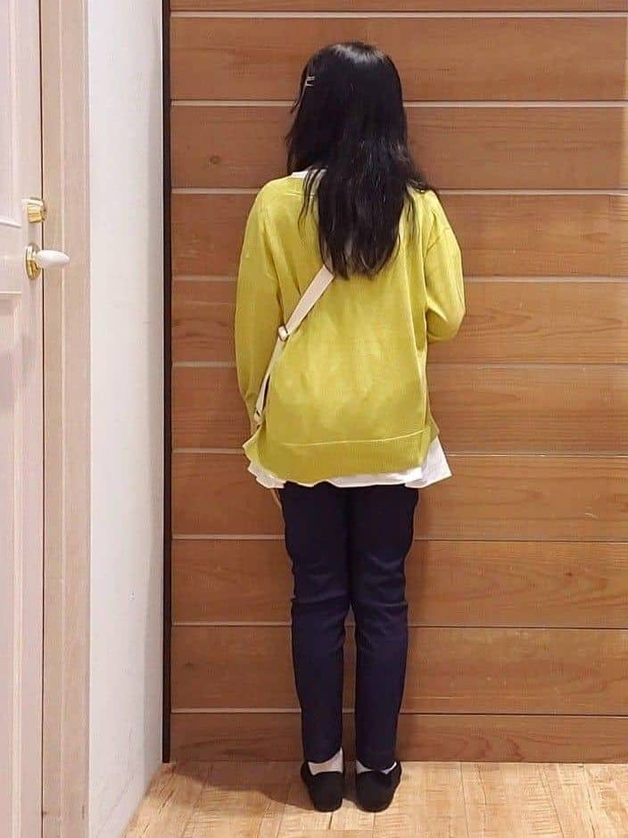 remiiiさんの「SHOO･LA･RUE｜【SS-3L/無理せずスリム】 ぐんぐん伸びる イージーテーパードパンツ」を使ったコーディネート