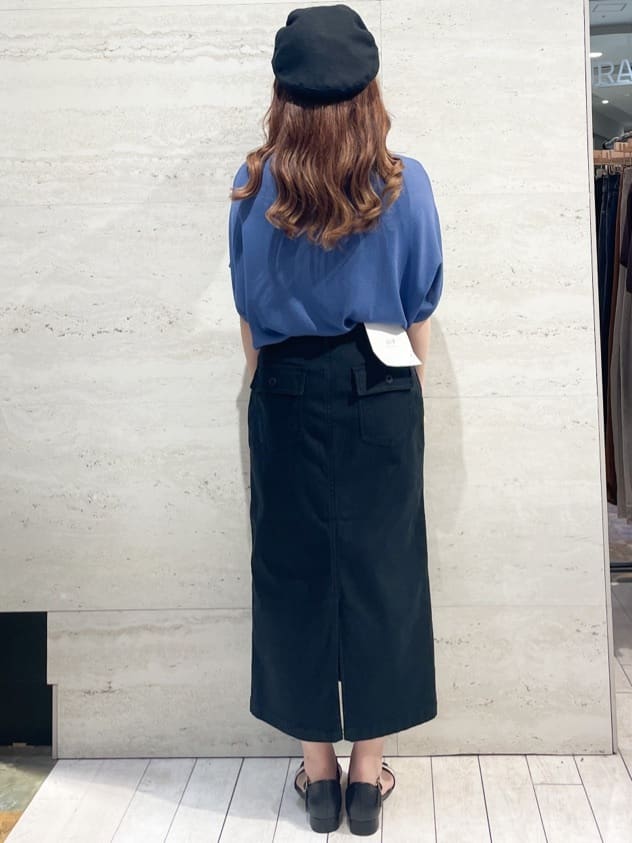 かほさんの「OPAQUE.CLIP｜オーガニックコットン混 ベイカースカート【洗濯機洗い可／ストレッチ】」を使ったコーディネート