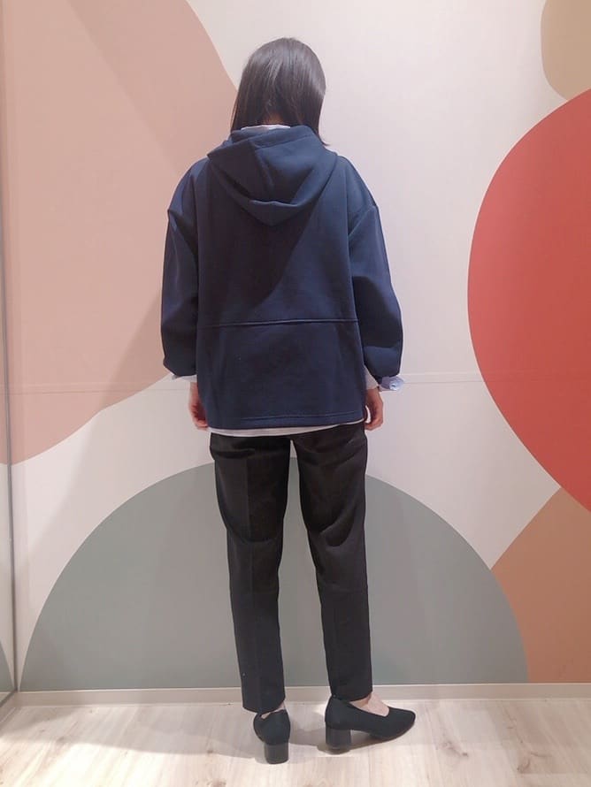 長女さんの「SHOO･LA･RUE｜【洗える/SS-3L】すっきりキレイにかっこよく 大人のテーパードパンツ」を使ったコーディネート