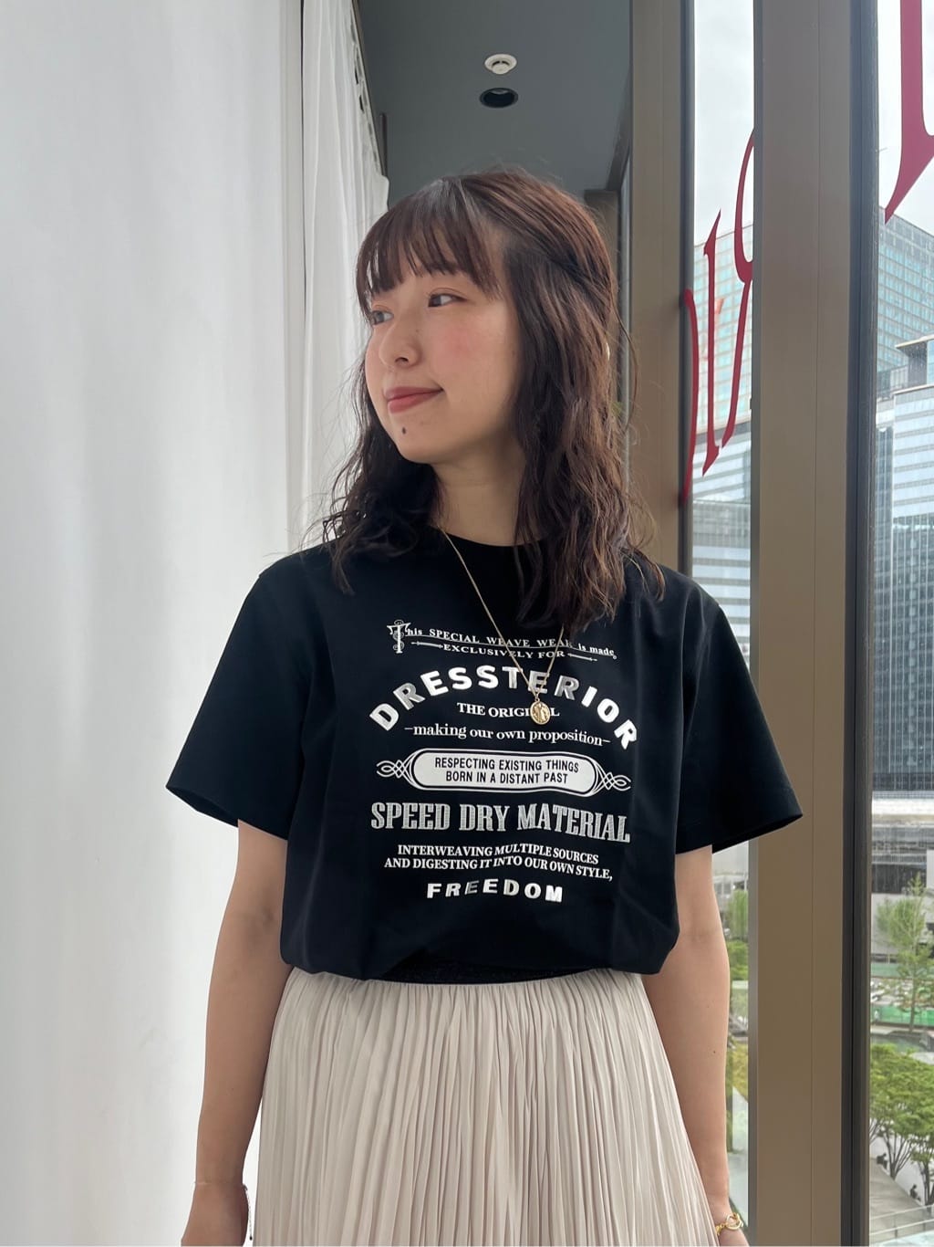 つじ まこさんの「DRESSTERIOR｜チェーンブレスレット」を使ったコーディネート
