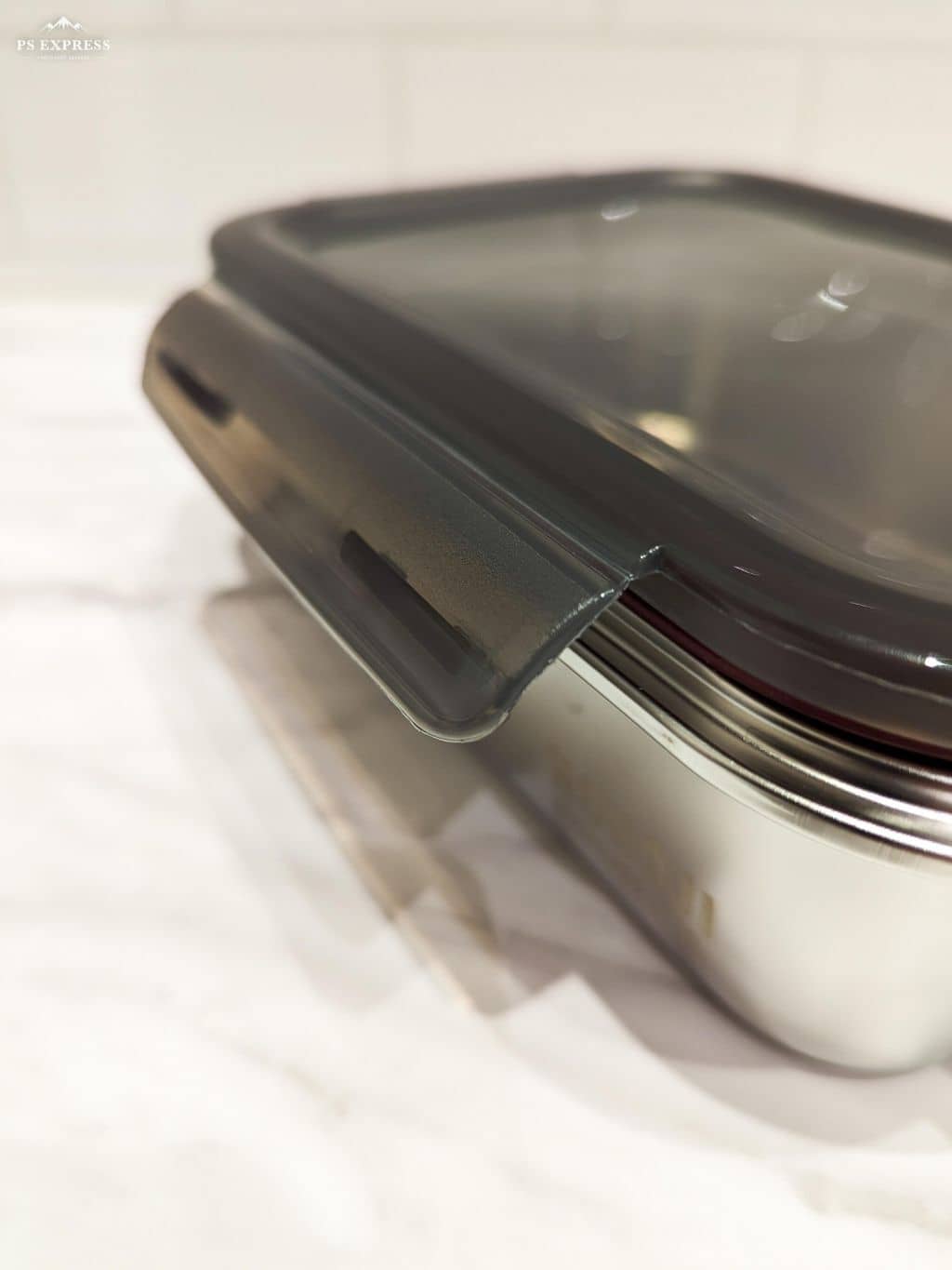シモさんの「212 KITCHEN STORE｜マジックコンテナ M 1300ml ＜ののじ＞」を使ったコーディネート