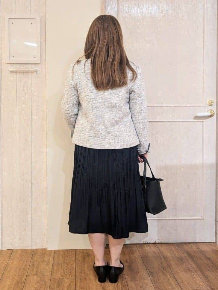 eさんの「SHOO･LA･RUE｜◆【通勤/セレモニー】女性らしいハートネック パイピング ツイードジャケット」を使ったコーディネート