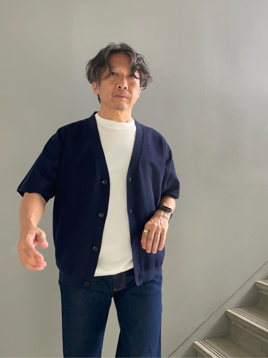 デザイナーTAKEman さんの「TAKEO KIKUCHI｜【抗菌防臭／5サイズ展開】ハイゲージポンチ Tシャツ」を使ったコーディネート
