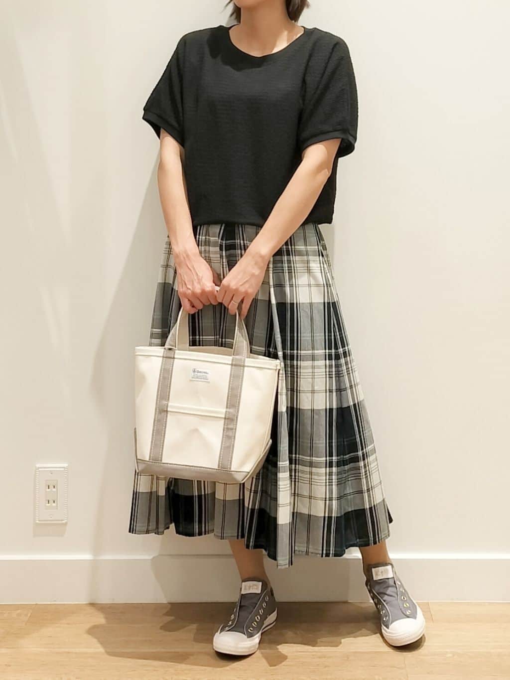tsuchiさんの「Dessin｜」を使ったコーディネート