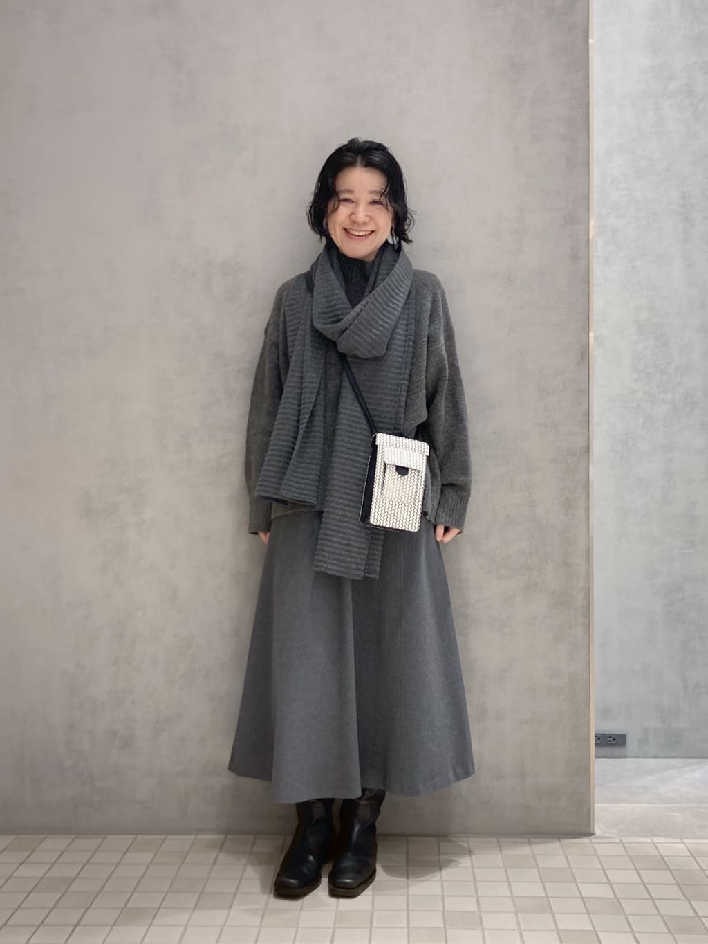 Cさんの「HIROKO HAYASHI｜OTTICA（オッティカ）スマホポシェット」を使ったコーディネート