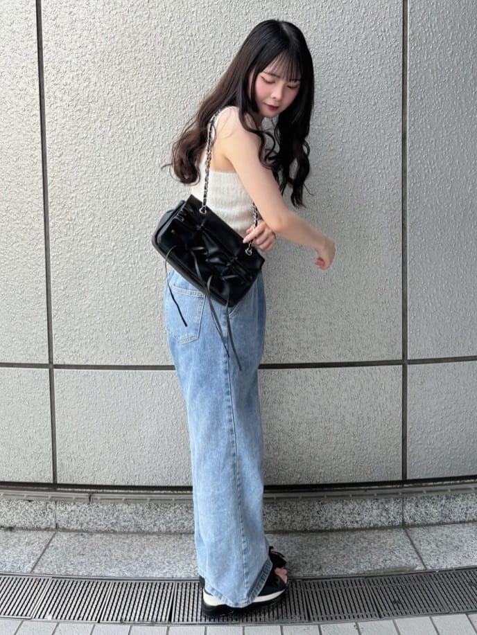 HUANG WEI HSUANさんの「ESPERANZA｜」を使ったコーディネート