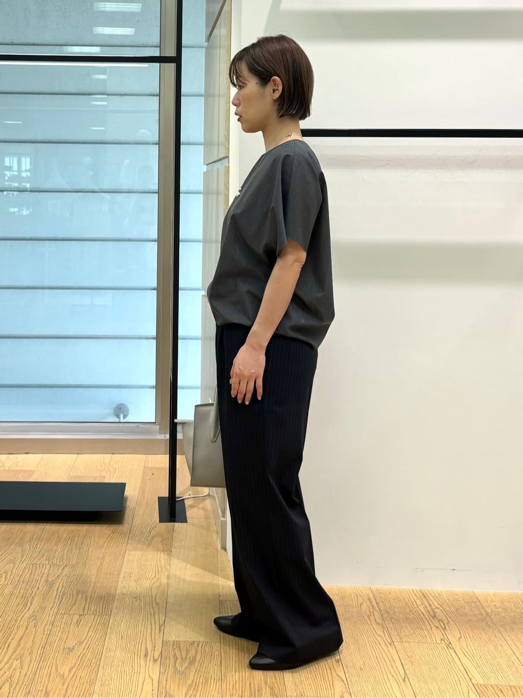asamiさんの「INDIVI｜【セレモニーにおすすめ！】パール調トップネックレス」を使ったコーディネート