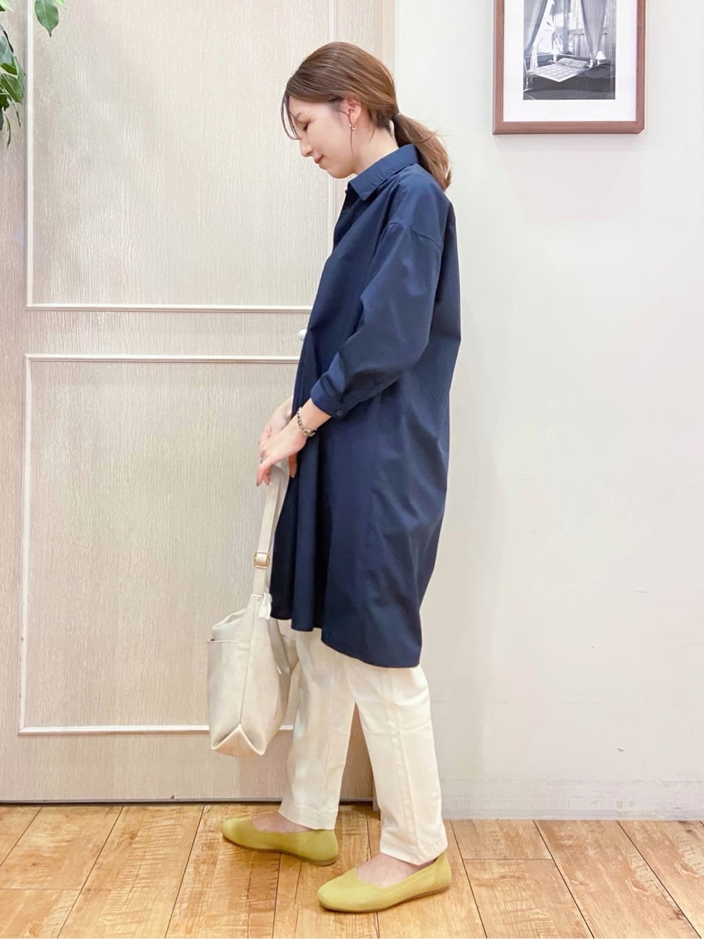 なみさんの「SHOO･LA･RUE｜【SS-3L/無理せずスリム】 ぐんぐん伸びる イージーテーパードパンツ」を使ったコーディネート