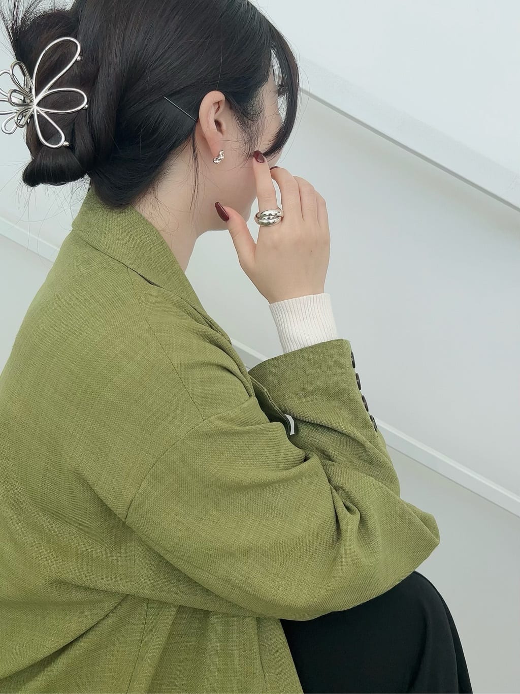 shioriさんの「COCOSHNIK｜シルバー ボリュームリング ドームトリプル リング」を使ったコーディネート