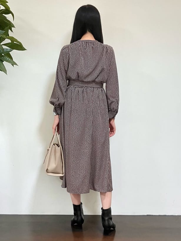 カレンさんの「UNTITLED｜【日本製／2WAY衿】スタンドカラー ロングコート」を使ったコーディネート