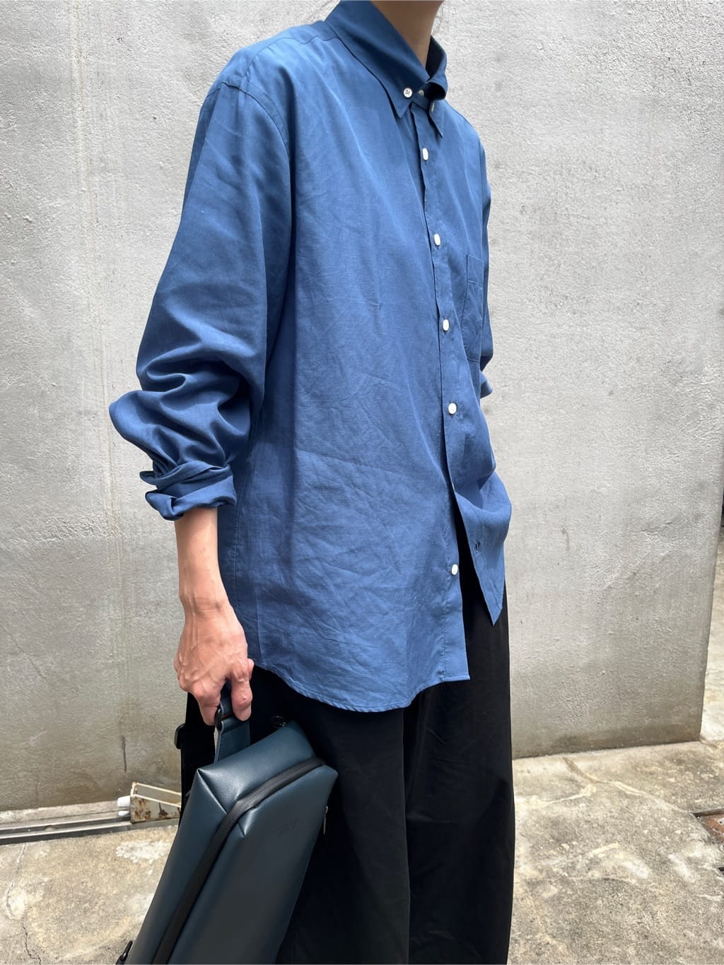 神野（jinno）さんの「TAKEO KIKUCHI｜【撥水】ライトウェイト ボディバッグ」を使ったコーディネート