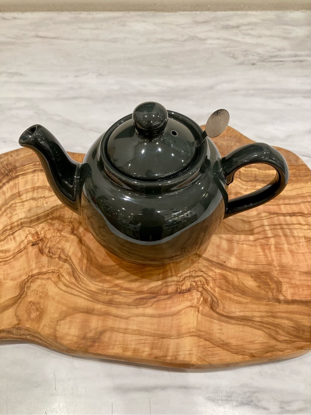 n.さんの「212 KITCHEN STORE｜ファームハウス ティーポット ミッドナイトフォレスト ２カップ ＜London Pottery  ロ」を使ったコーディネート