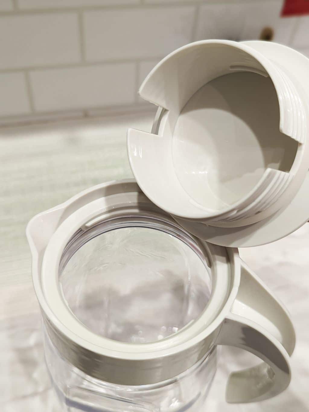 シモさんの「212 KITCHEN STORE｜ファインジャグ２．２Ｌ ミルクホワイト」を使ったコーディネート