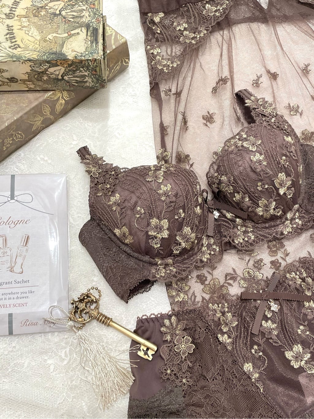 maiさんの「Risa Magli｜フェリシテ スリップ」を使ったコーディネート