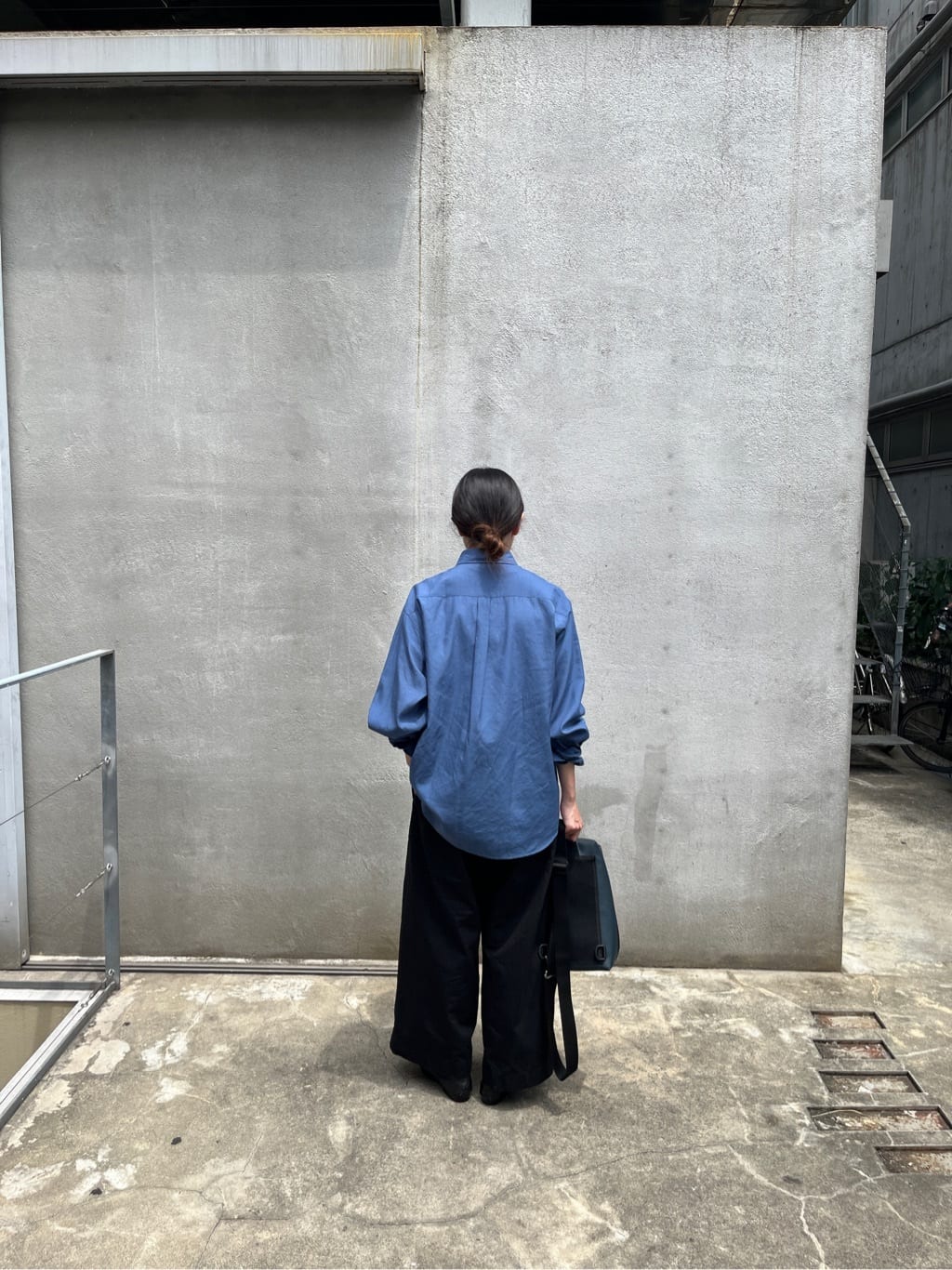 神野（jinno）さんの「TAKEO KIKUCHI｜【撥水】ライトウェイト ボディバッグ」を使ったコーディネート