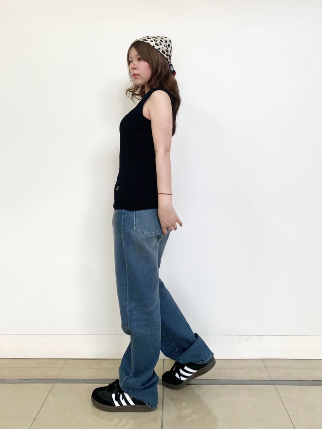 とりみさんの「DRESSTERIOR｜レオパードシルクスカーフ」を使ったコーディネート