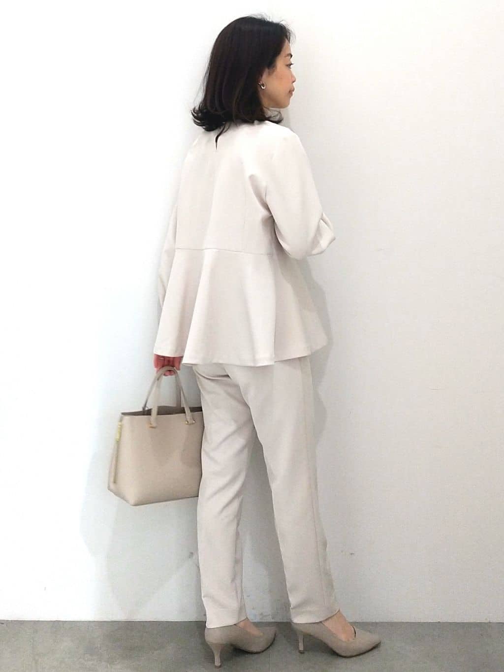 Matsuさんの「OPAQUE.CLIP｜【抗菌防臭加工/7cmヒール】ベーシックパンプス/通勤対応」を使ったコーディネート