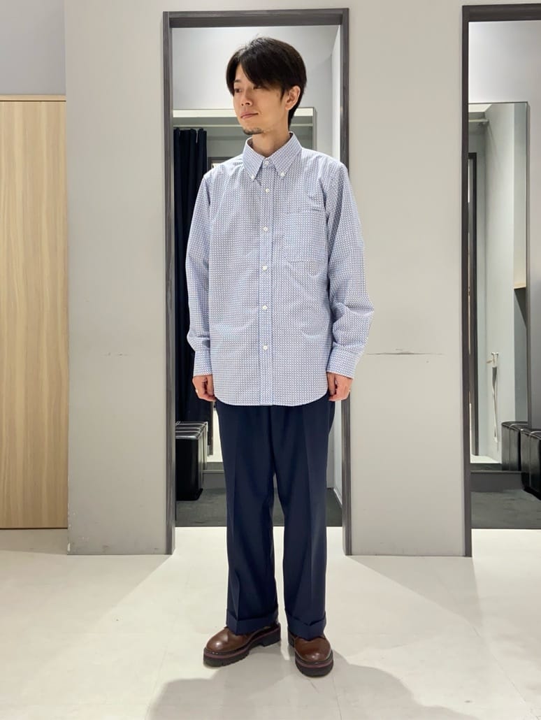 わいずみさんの「TAKEO KIKUCHI｜【Three by Three】シャイニーシャークピンヘッド ベスト / 3ピース対応」を使ったコーディネート