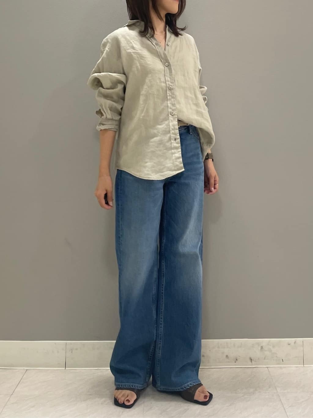 riiさんの「INDIVI｜◆【日本製/通勤】ベーシックマニッシュスーツベルト」を使ったコーディネート