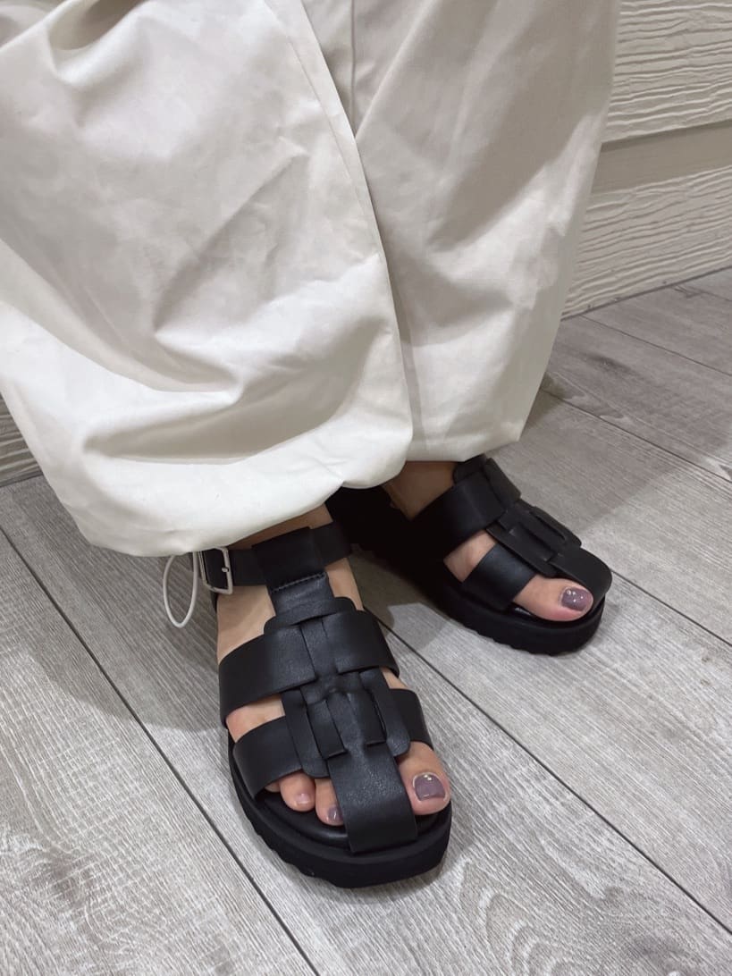 re__さんの「ESPERANZA｜横型ワンハンドル手提げ」を使ったコーディネート