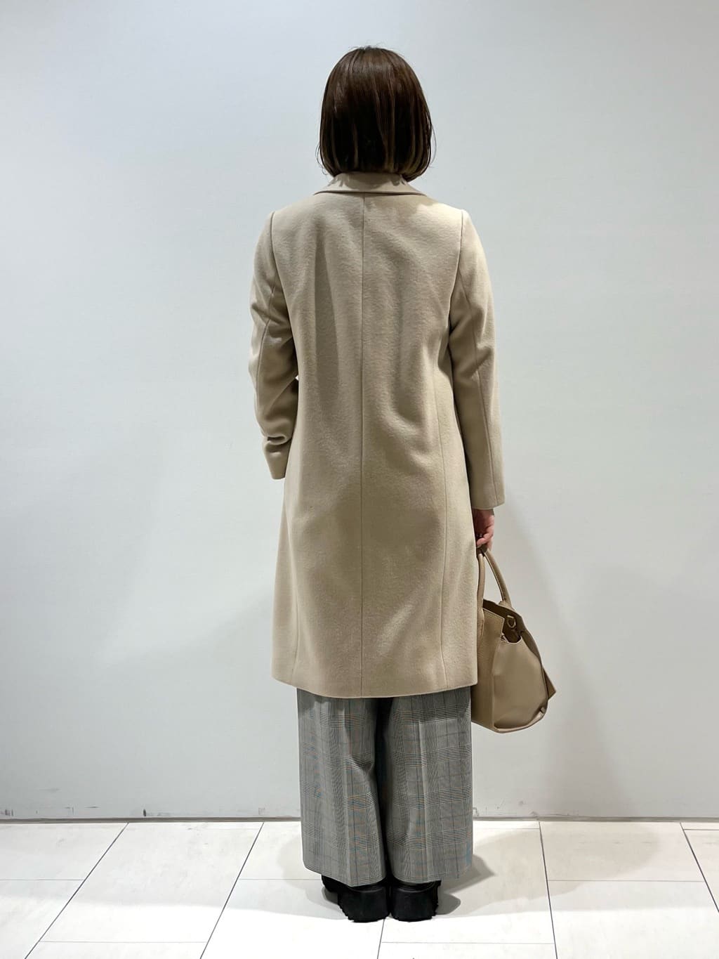 KAOさんの「INDIVI｜【定番人気！/名品コート/日本製】ウール100%チェスターコート」を使ったコーディネート