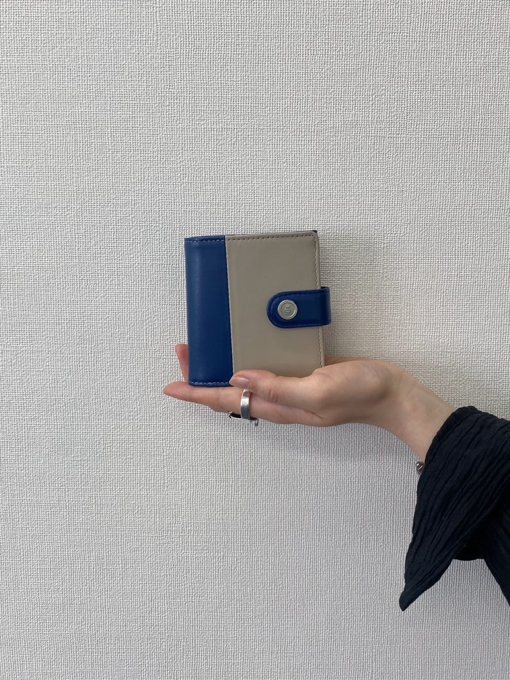 Uさんの「HIROKO HAYASHI｜【WEB限定】GIORNO（ジョルノ）マルチ財布」を使ったコーディネート