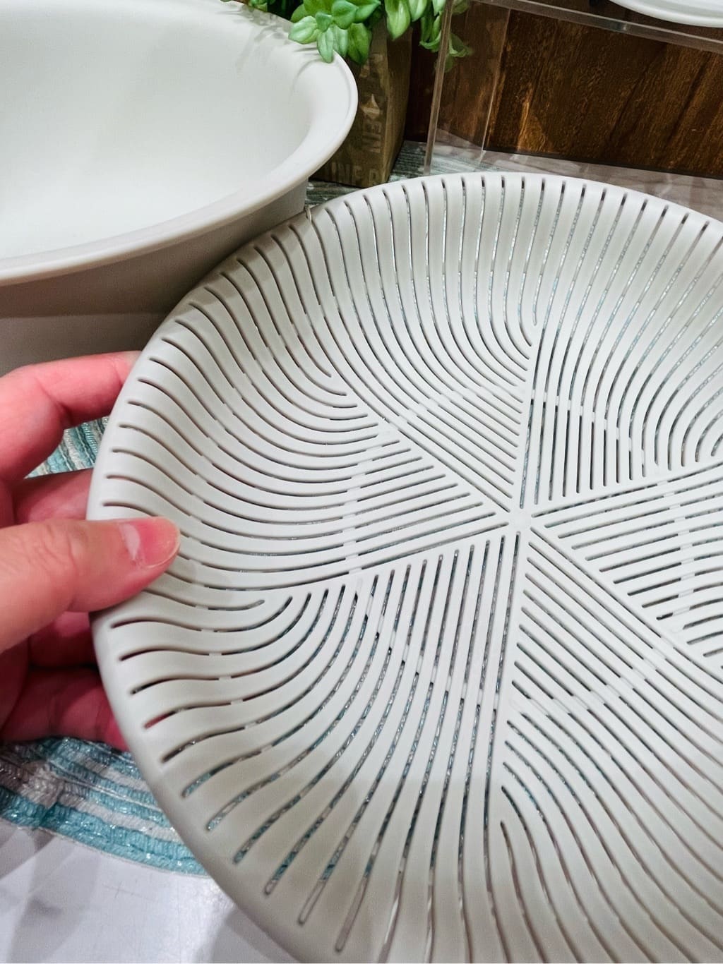 トミーさんの「212 KITCHEN STORE｜きほんの道具 ザルボウル21cm DGY ＜marna マーナ＞」を使ったコーディネート