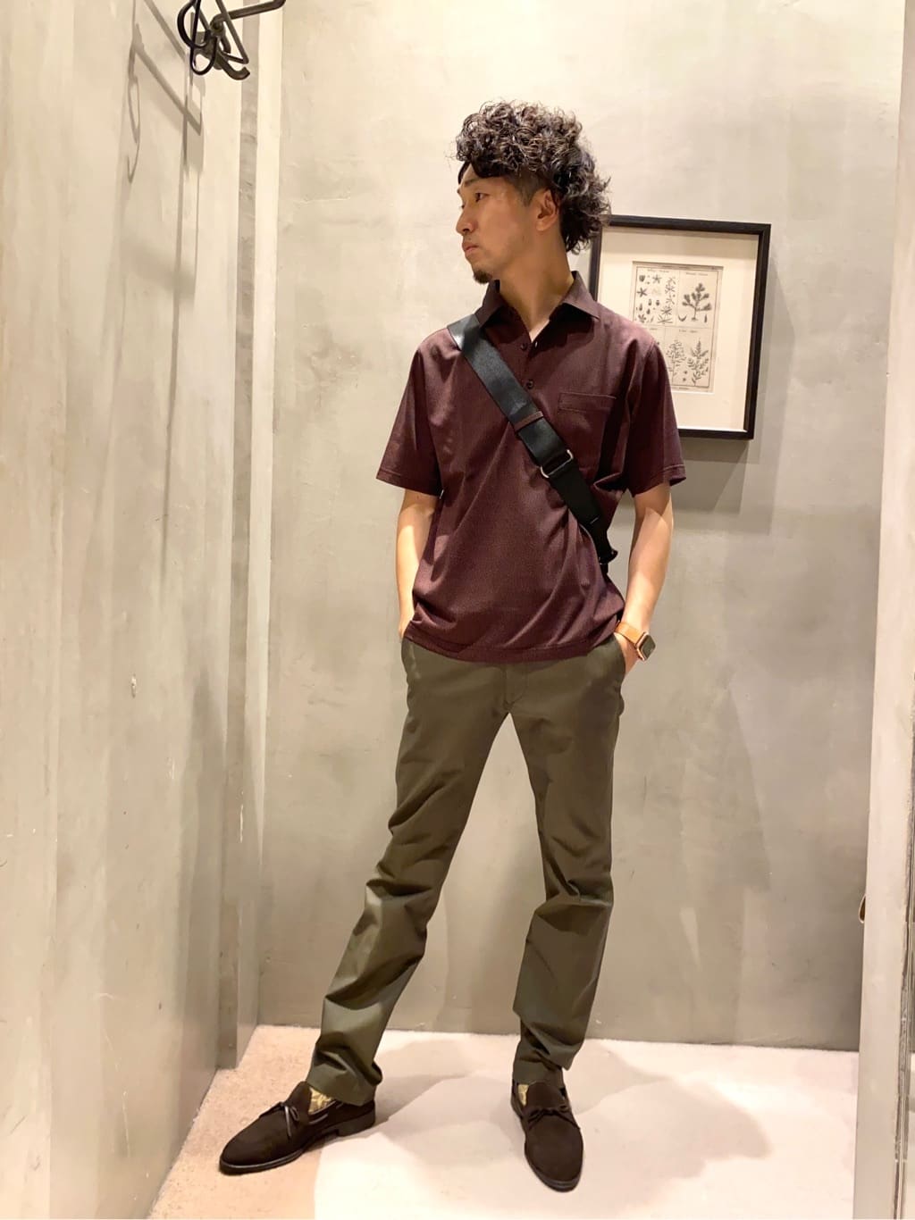 中嶋弘樹さんの「TAKEO KIKUCHI｜【全7サイズ&times;8色展開！】トップマルチヘリンボン パンツ」を使ったコーディネート