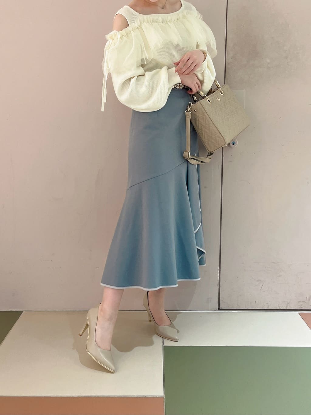 このかさんの「ESPERANZA｜キャリー2WAYトート」を使ったコーディネート