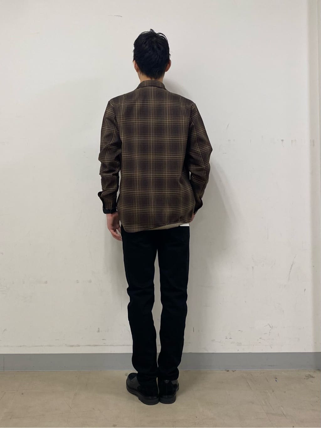 shoumaさんの「TAKEO KIKUCHI｜【Sサイズ～】ストレッチ デニム パンツ」を使ったコーディネート