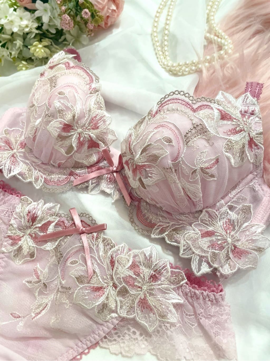 anさんの「Risa Magli｜フュシア ブラジャー」を使ったコーディネート