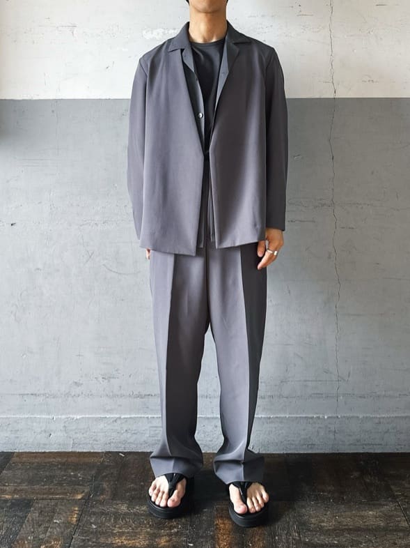 岡崎喬太さんの「tk.TAKEO KIKUCHI｜」を使ったコーディネート