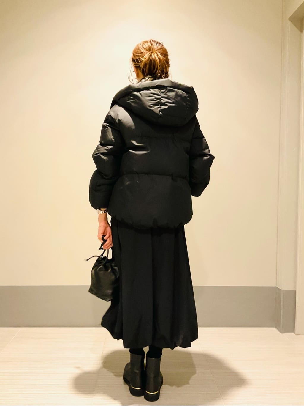 Yamaさんの「DRESSTERIOR｜オーバーラップサークル カシミヤ100%マフラー」を使ったコーディネート