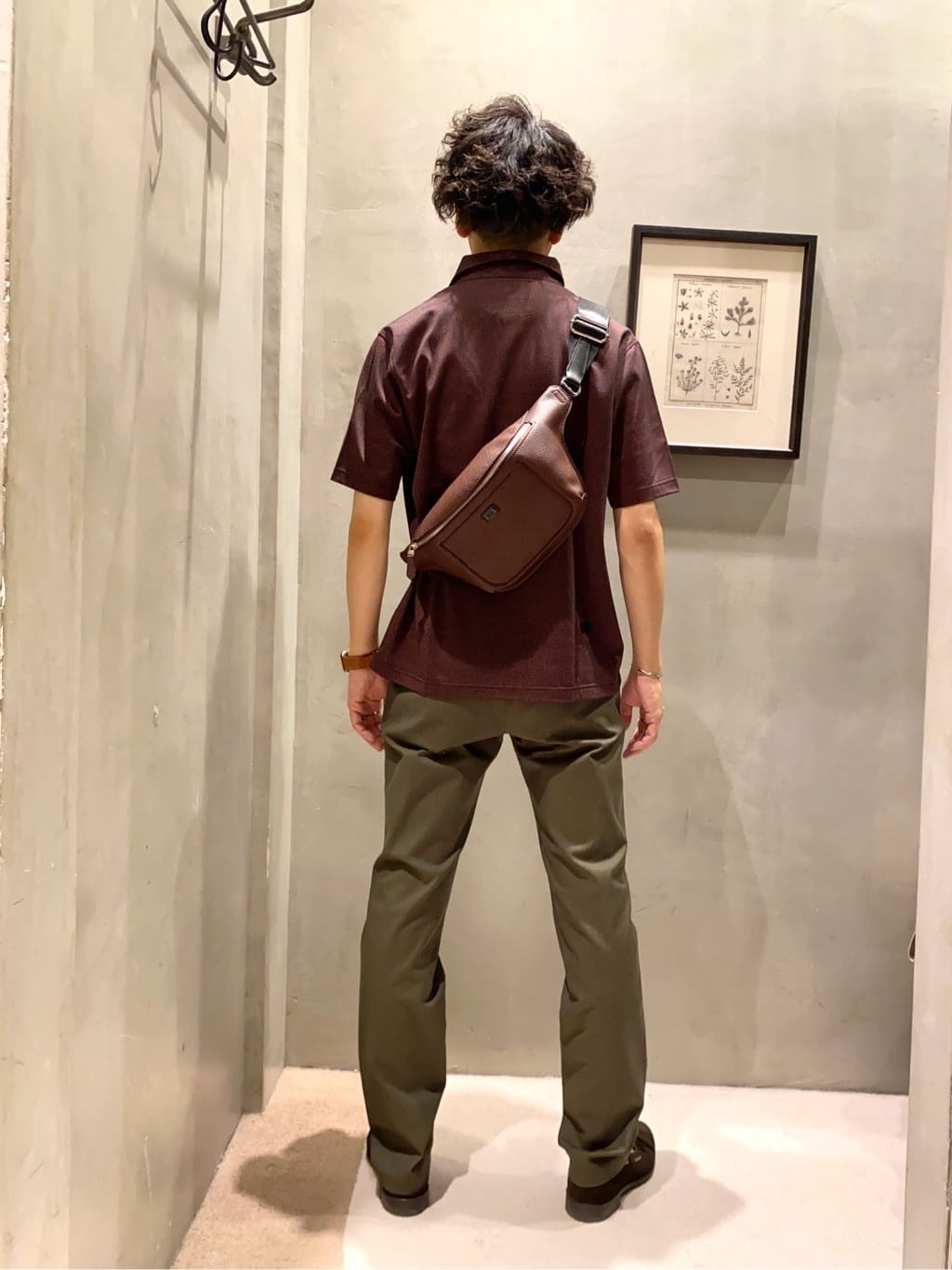 中嶋弘樹さんの「TAKEO KIKUCHI｜【全7サイズ&times;8色展開！】トップマルチヘリンボン パンツ」を使ったコーディネート