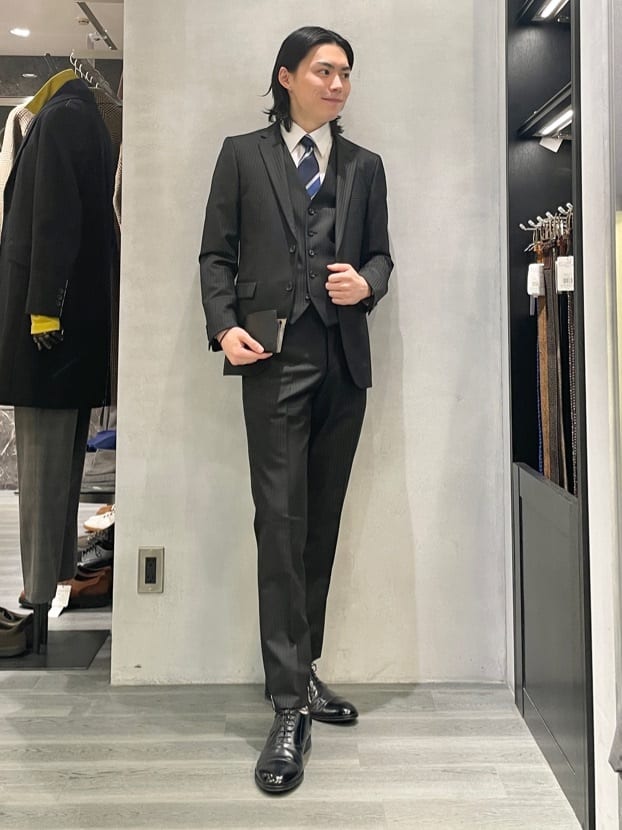 Tightさんの「TAKEO KIKUCHI｜アンティーク調レザー 2つ折り財布」を使ったコーディネート