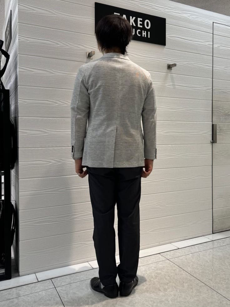 井出恭輔さんの「TAKEO KIKUCHI｜【尾州織】リネンブレンド メッシュ ジャケット」を使ったコーディネート