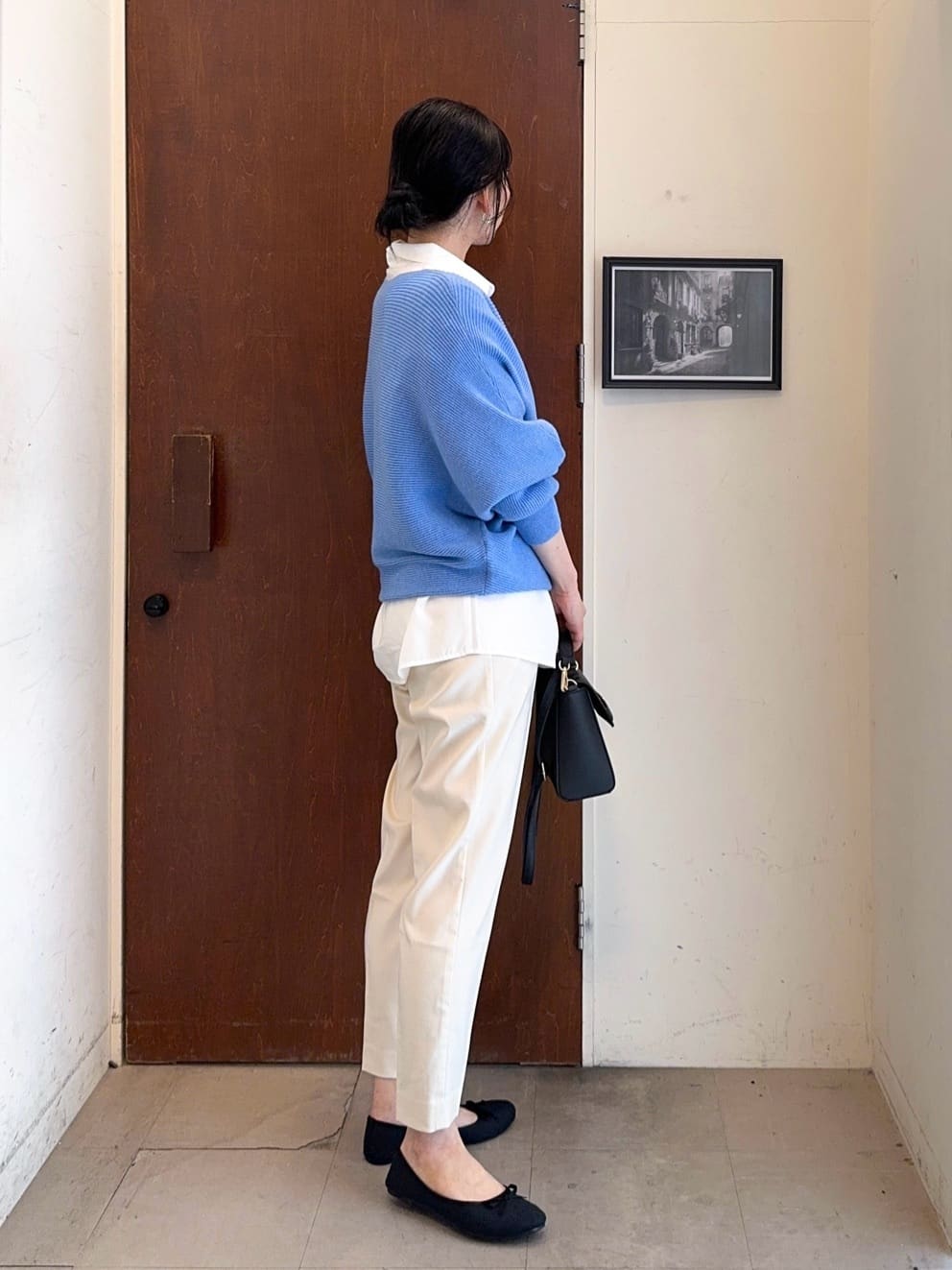𝐇𝐢𝐫𝐨𝐦𝐢さんの「SHOO･LA･RUE｜【洗える/SS-3L】すっきりキレイにかっこよく 大人のテーパードパンツ」を使ったコーディネート