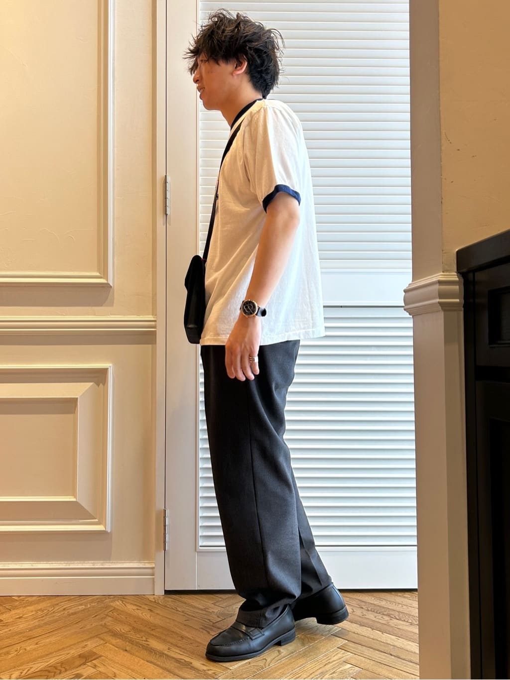 須田　慎二郎さんの「DRESSTERIOR｜【撥水加工/Safari5月号掲載】ローファー」を使ったコーディネート