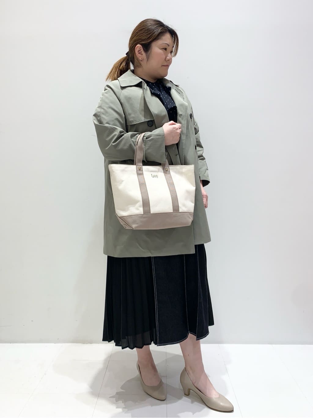 みいちゃんさんの「grove｜キレイに決まる!脇プリーツジャンドレ」を使ったコーディネート