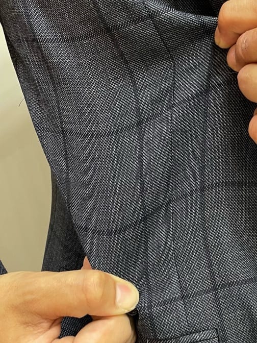 TAKE✳︎さんの「TAKEO KIKUCHI｜シャイニー ウインドウペン パンツ」を使ったコーディネート