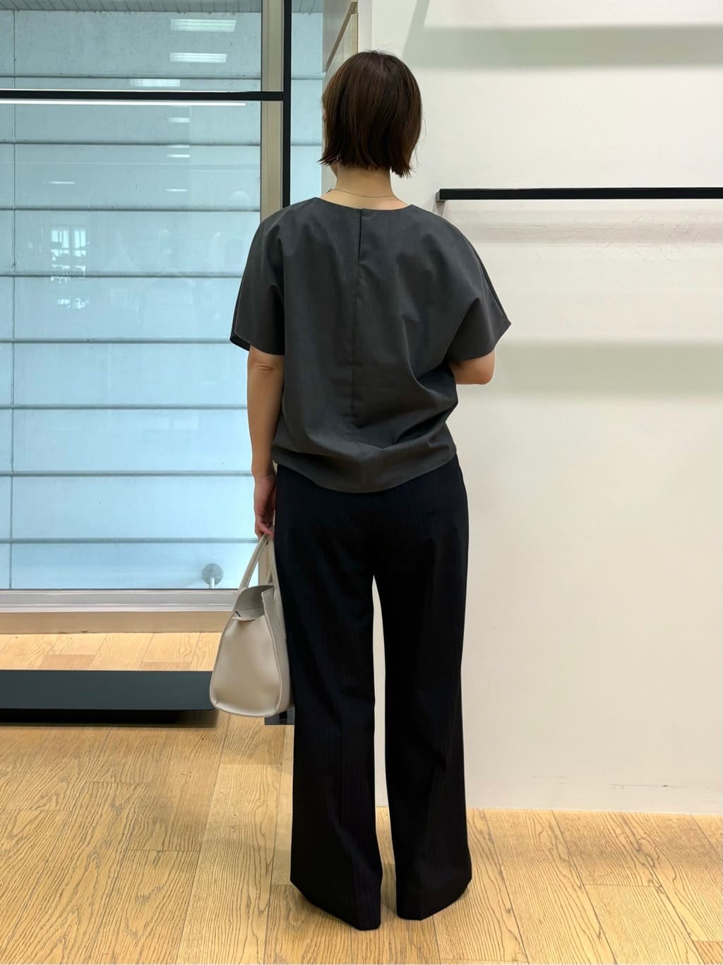 asamiさんの「INDIVI｜【セレモニーにおすすめ！】パール調トップネックレス」を使ったコーディネート